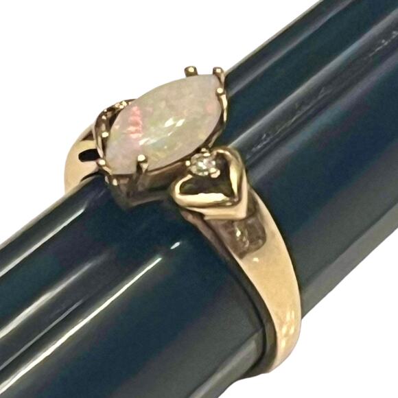 VTG 10K Gold Genuine Marquise Cut OPAL RING Size 6.5 Diamonds In Heart Metalwork - Picture 3 of 6